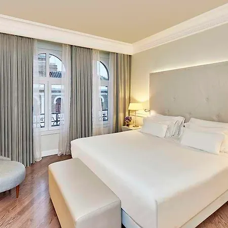 Nh Collection Gran De Hotel