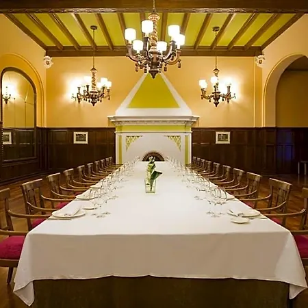 Nh Collection Gran De 4* Saragosse