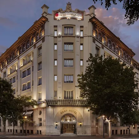 Nh Collection Gran De Hotel 4*