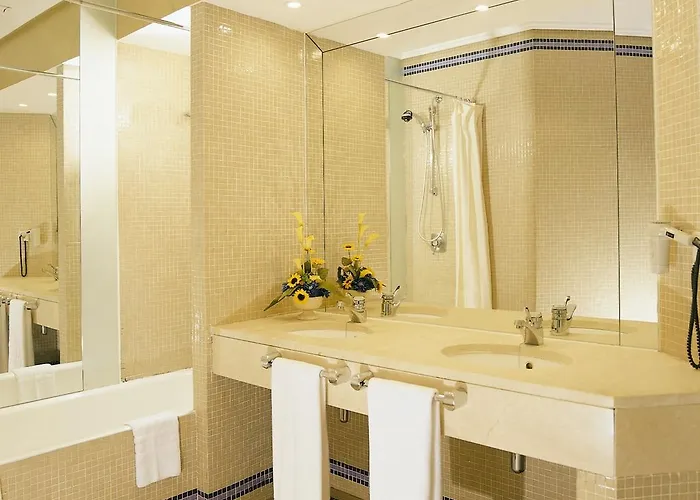 Hotel Nh Collection Gran De 4*